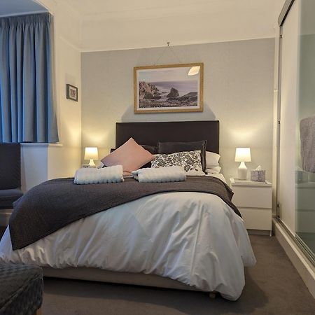 En-Suite Nook Near Forest & Sea, Super Value With Fridge, Microwave And Tv ليمنجتون المظهر الخارجي الصورة