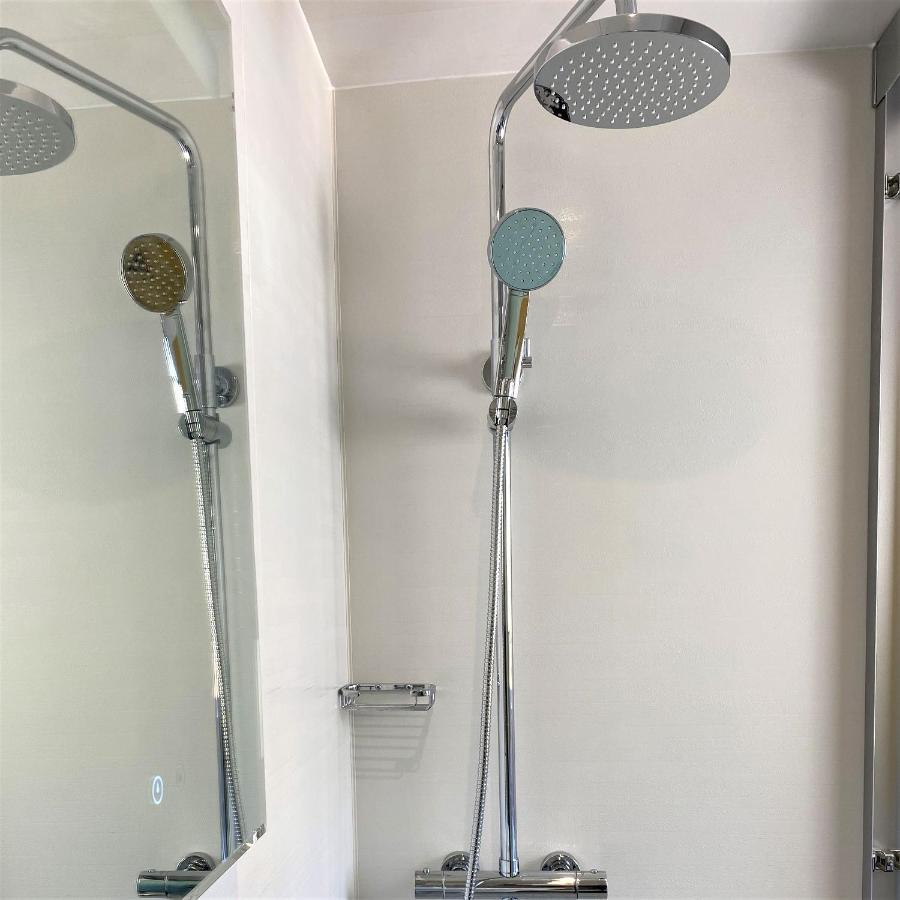 En-Suite Nook Near Forest & Sea, Super Value With Fridge, Microwave And Tv ليمنجتون المظهر الخارجي الصورة